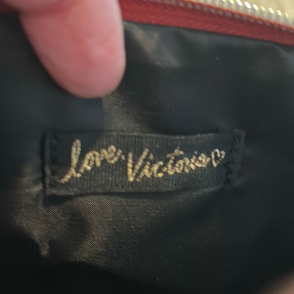 VICTORIAS SECRET Red Fringe Clutch Bag NWT - Picture 6 of 7